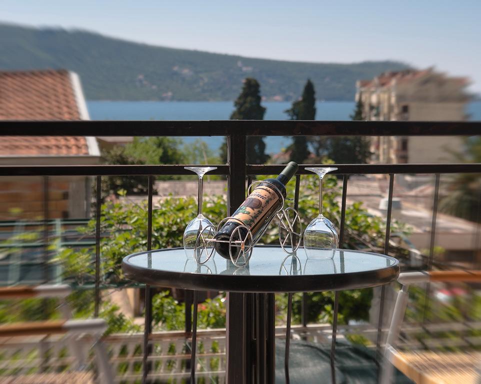 Apartments Lena Herceg Novi Exterior foto